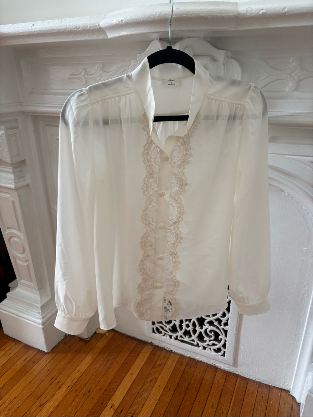 Aritzia Wilfred Ivory Lace-Trim Blouse